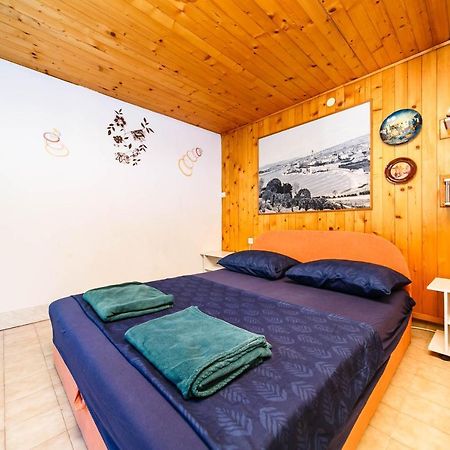 Guesthouse Ivkovic كرك المظهر الخارجي الصورة